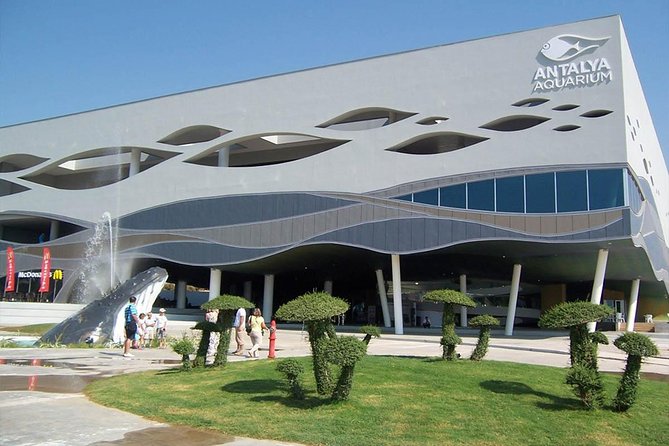 Antalya Tunnel Aquarium - Departure from Side - Inside Antalya Tunnel Aquarium for 75 minutes