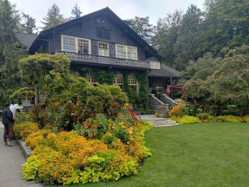 Aquarium & StanleyPark+20 Gem Spots+City/Vip Car+Small Group - Why this tour works well in Vancouver