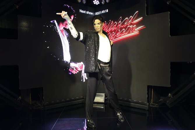 Bangkok Sea Life + Madame Tussauds Entrance Tickets - Who will enjoy it most?