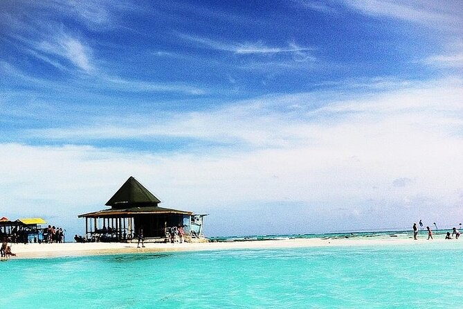 Boat Tour to Johnny Cay & Aquarium in San Andres Island - Rocky Cay: two hours of sand, rock, and downtime