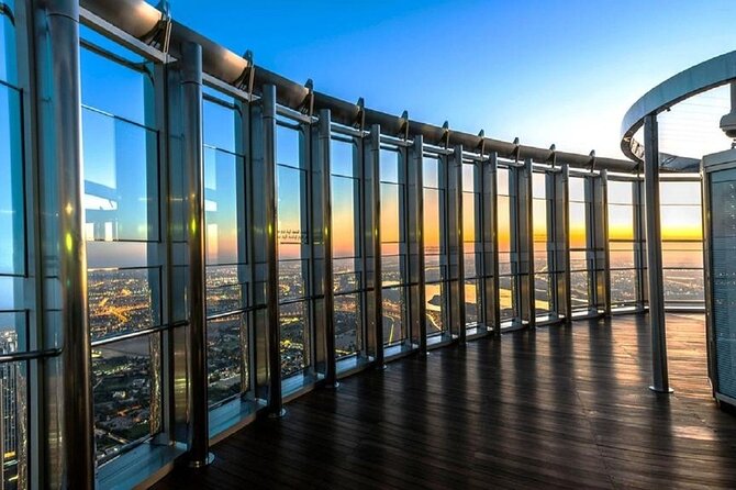 Burj Khalifa At The Top & Underwater Zoo Aquarium with Transfer - Two major Dubai sights in one half-day