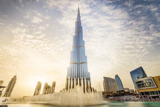 Burj Khalifa At The Top & Underwater Zoo Aquarium with Transfer - Inside Dubai Aquarium’s 10 million litre tank