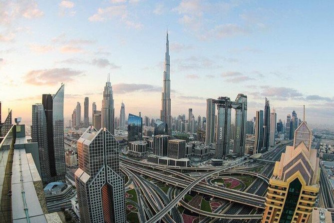 Burj Khalifa, Dubai Aquarium & UWZ with Penguin Cove Tickets - What people praise most
