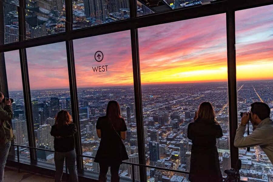 Chicago: 1-5 Day Attraction Pass with Shedd Aquarium - Big Bus, walking tours, and flexible sightseeing
