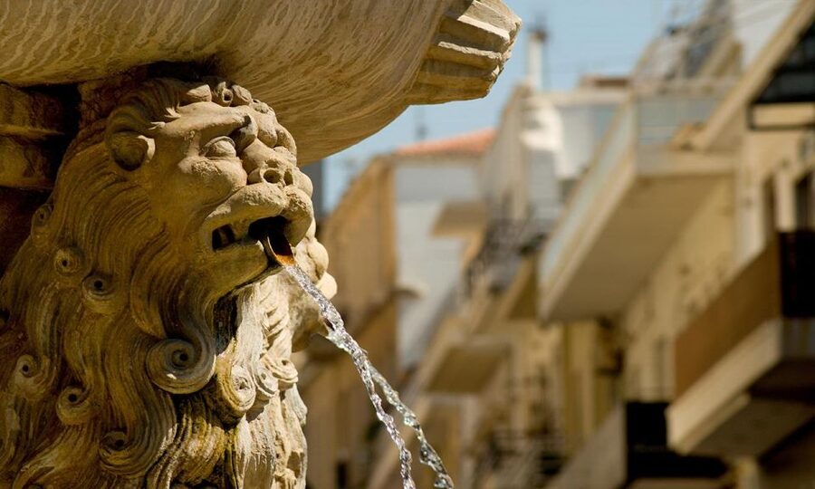Day Trip To Heraklion City Center & Market & CretAquarium - A Seven-Hour Taste of Crete