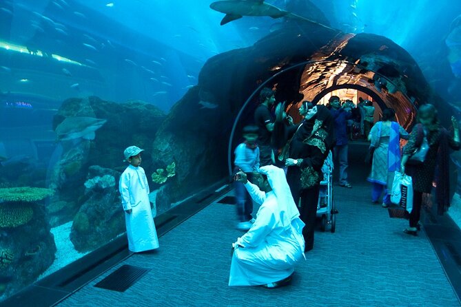 Dubai Aquarium and Underwater Zoo - A marine world inside Dubai Mall
