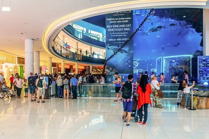 Dubai Aquarium and Underwater Zoo - Who will enjoy this aquarium most?