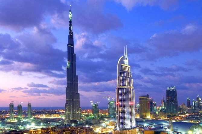 Dubai Aquarium & Level 124 Burj Khalifa Combo - Hotel pickup and the walk between attractions