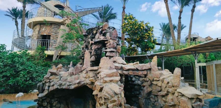 Entry Ticket: Grand Aquarium Hurgada - Walking through the 24-meter underwater tunnel