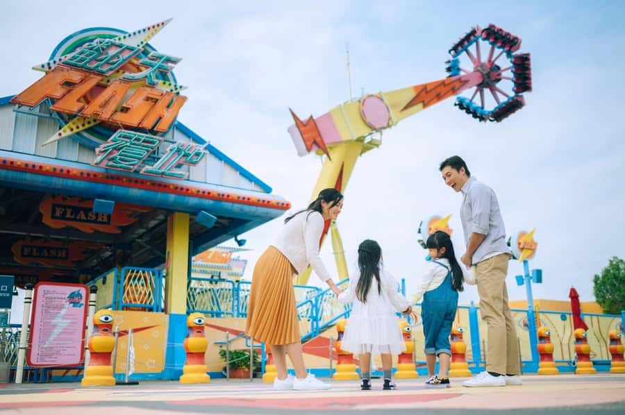 Hong Kong: Ocean Park Entry Ticket + Local Style Set Meal - Practical planning for a smoother day
