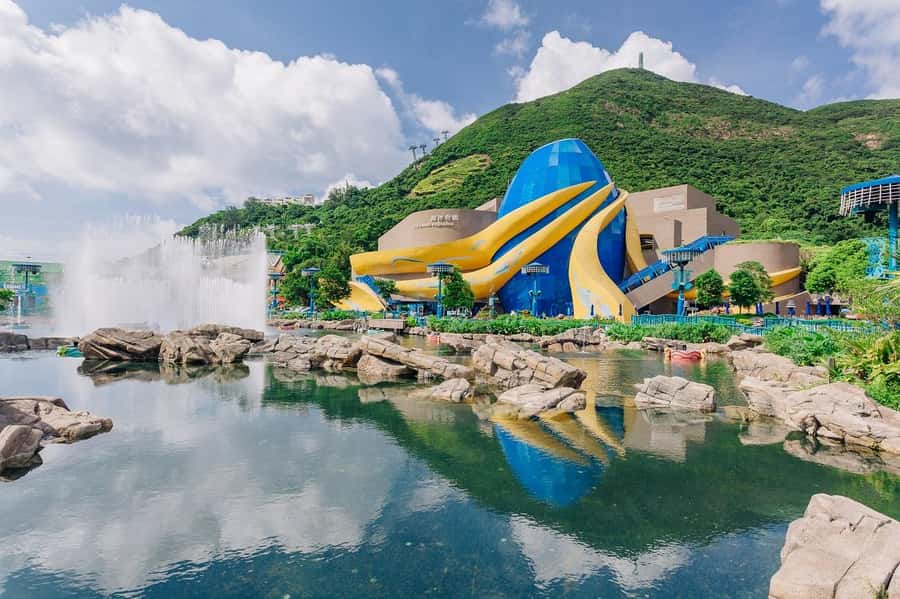 Hong Kong: Ocean Park Entry Ticket+ Superior Set Meal Coupon - Key points to know before you go