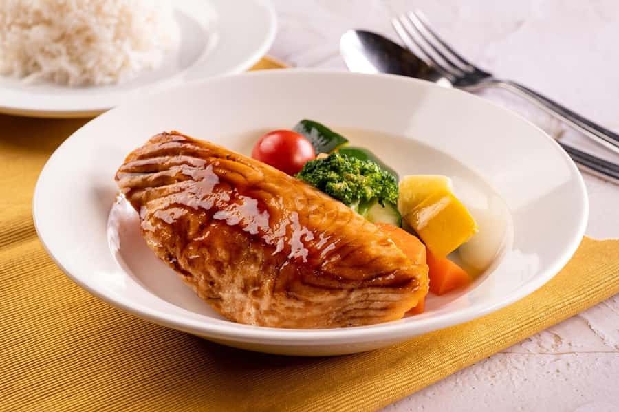 Hong Kong: Ocean Park Entry Ticket+ Superior Set Meal Coupon - Is $86 good value for one day?