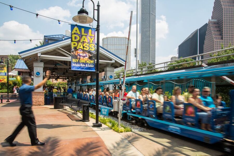 Houston: Downtown Aquarium All Day Pass - Unlimited Rides Change the Value Equation