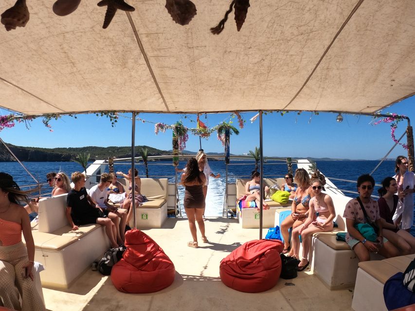 Ibiza: Boat Trip to Margaritas Islands and Aquarium Ticket - Cala Gració, Cala Salada, and the coastal sightseeing route