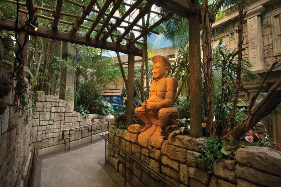 Las Vegas: Shark Reef Aquarium Entry Ticket - Sharks, the sinking temple, and unusual fish