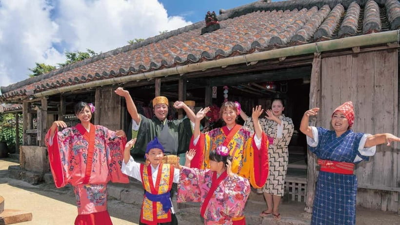 Okinawa: Churaumi Aquarium, Ryukyu Village & Manza Bus Tour - Five things to know before you go