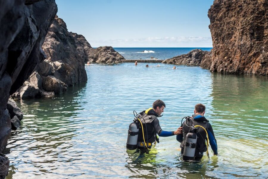 Porto Moniz: Diving with Sharks and Rays in Madeira Aquarium - The technical zone adds useful context