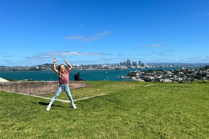 Private Tour: Auckland City, Aquarium, Sky Tower, Mt Eden & Wētā - Mount Eden and the sunrise option