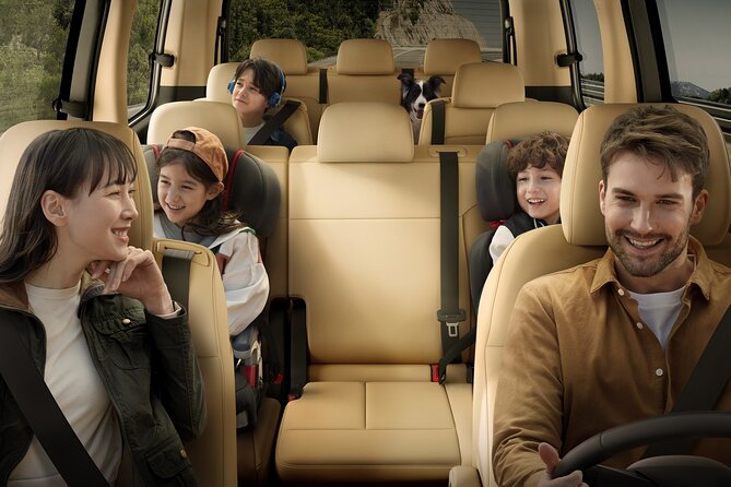Private Tour to Lotte Tower, Aquarium and Lotte world Theme park - Key points before you book