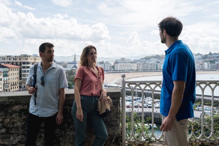 San Sebastian walking tour and aquarium - Timing, access, and group comfort