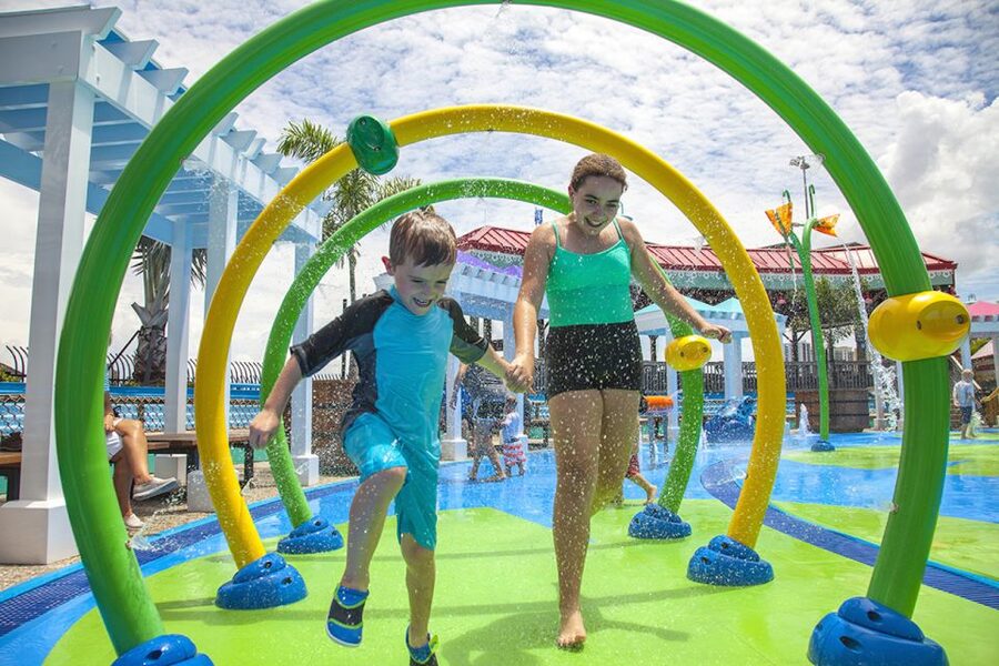 The Florida Aquarium Ticket - Take your time in the Coral Reef Gallery
