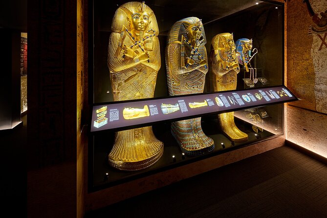 Tomb of the Pharaohs and Cairns Aquarium Combo - A simple way to plan the two stops