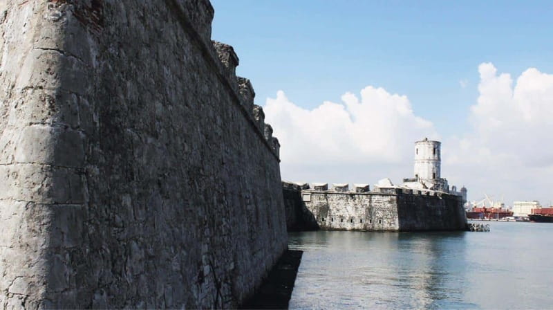 Veracruz: 5-Attraction Tour with Aquarium and Boat Tour - The day begins at Veracruz Aquarium Square