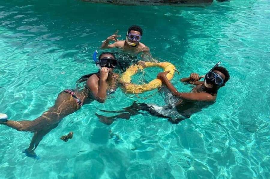 ZANZIBAR: Mnemba Island Snorkeling & Turtle Aquarium Tour - Who will enjoy this Mnemba day most?